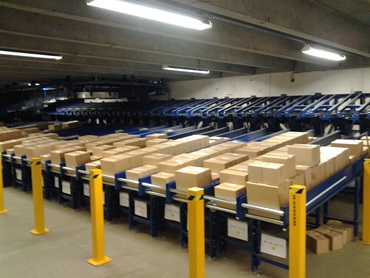 Packeting conveyors 